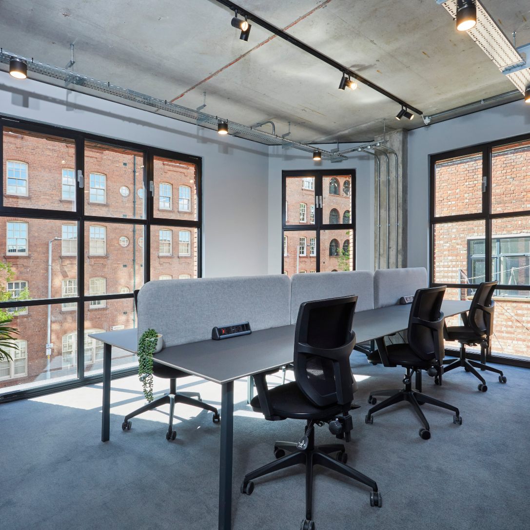 Colony One Silk St  Private Office Product Image